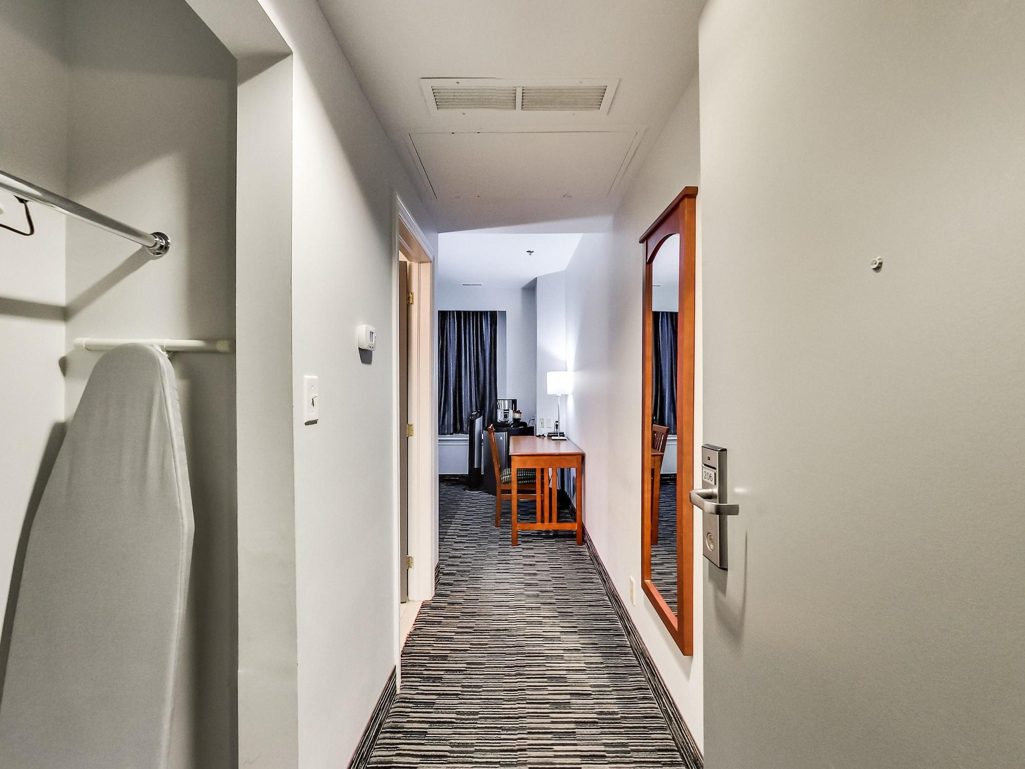 Isabella Hotel & Suites Toronto Zewnętrze zdjęcie