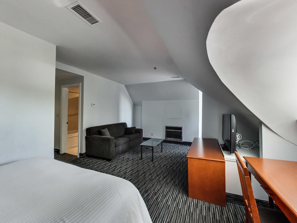 Isabella Hotel & Suites Toronto Zewnętrze zdjęcie