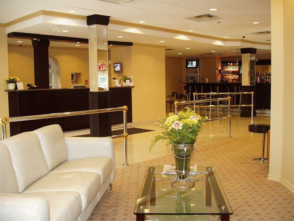 Isabella Hotel & Suites Toronto Zewnętrze zdjęcie